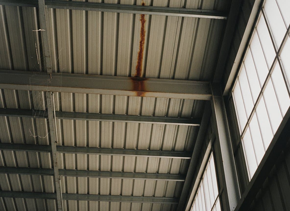 Uninsulated commercial building